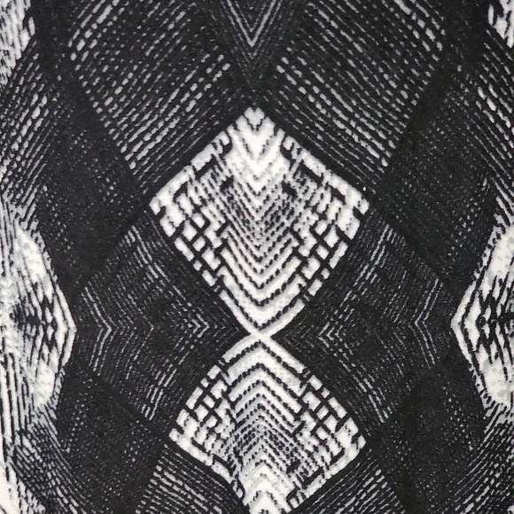 Hot Kiss Black Aztec Knit Racerback Maxi Dress Size Large - Picture 2 of 7